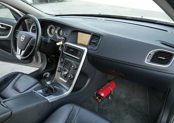 Volvo S60 cena 34900 przebieg: 203000, rok produkcji 2012 z Ryglice małe 232